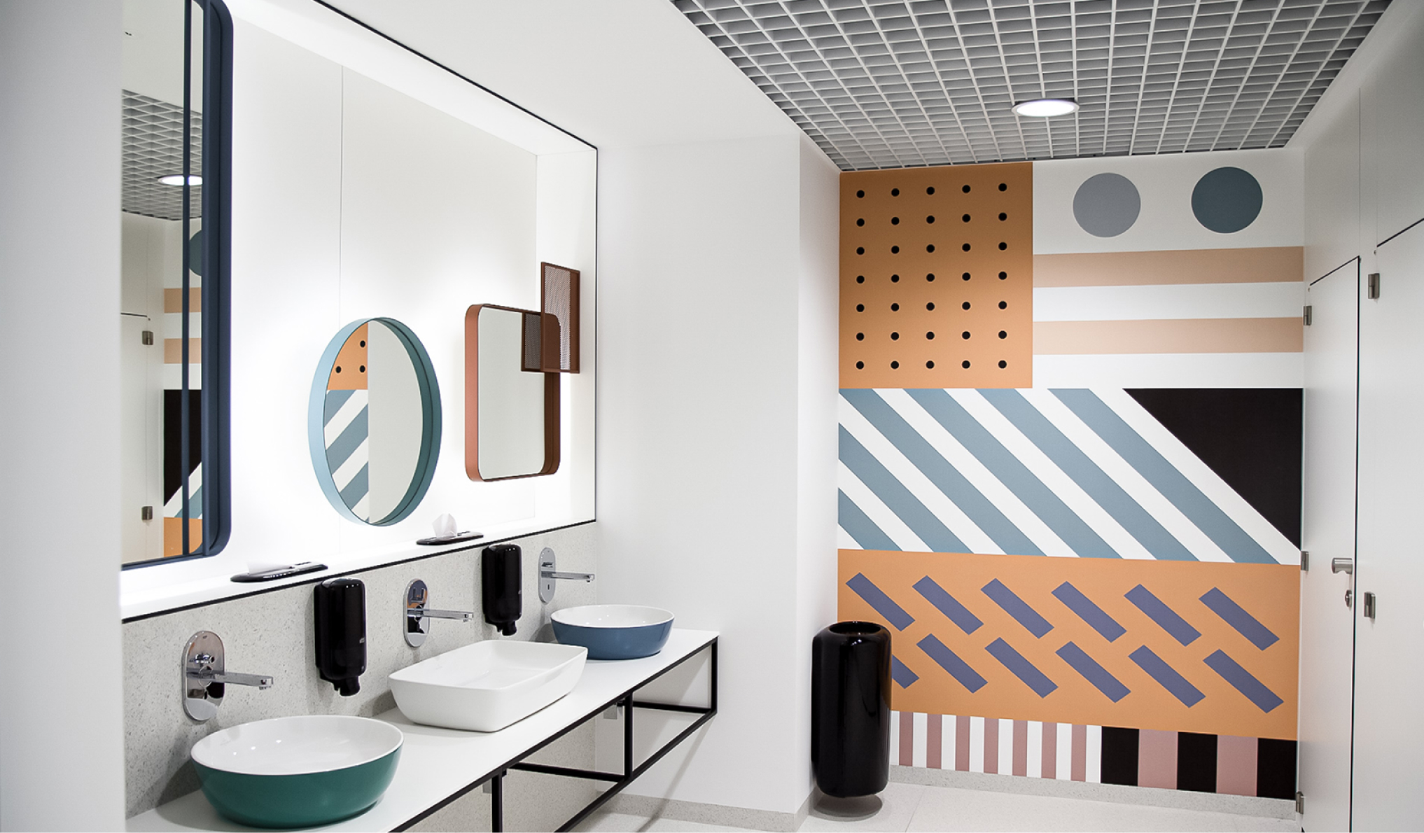 Olivia Prime – Murale w centrum biznesowym (2)